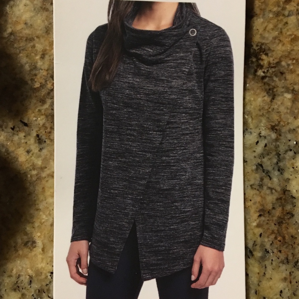 NWT Danskin Wrap